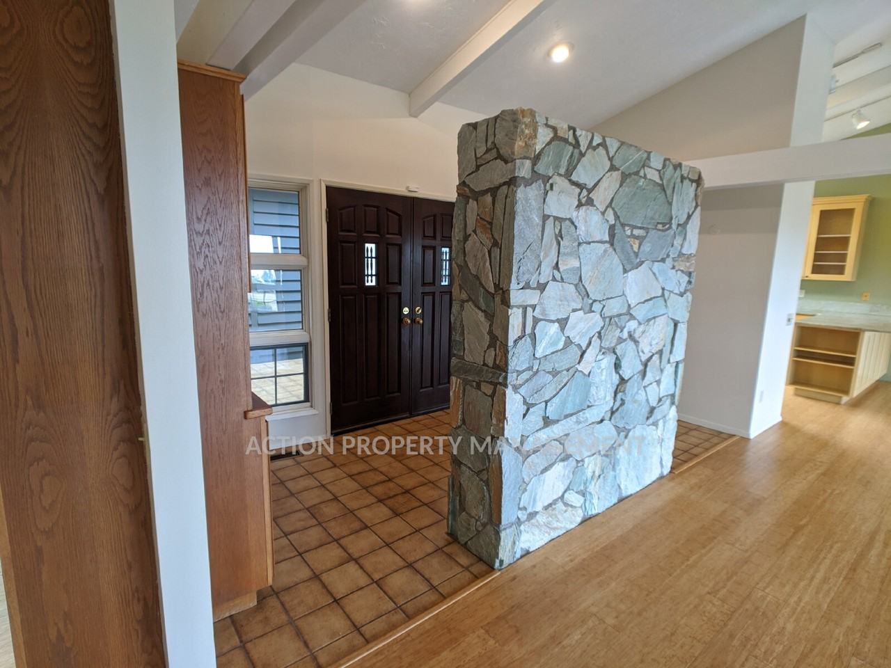 251 Old Schoolhouse Rd - Photo 7 of 42