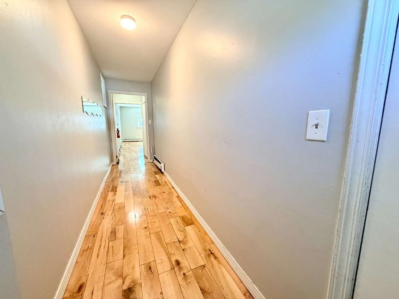 224 Macarthur Ave Unit B - Photo 2 of 22