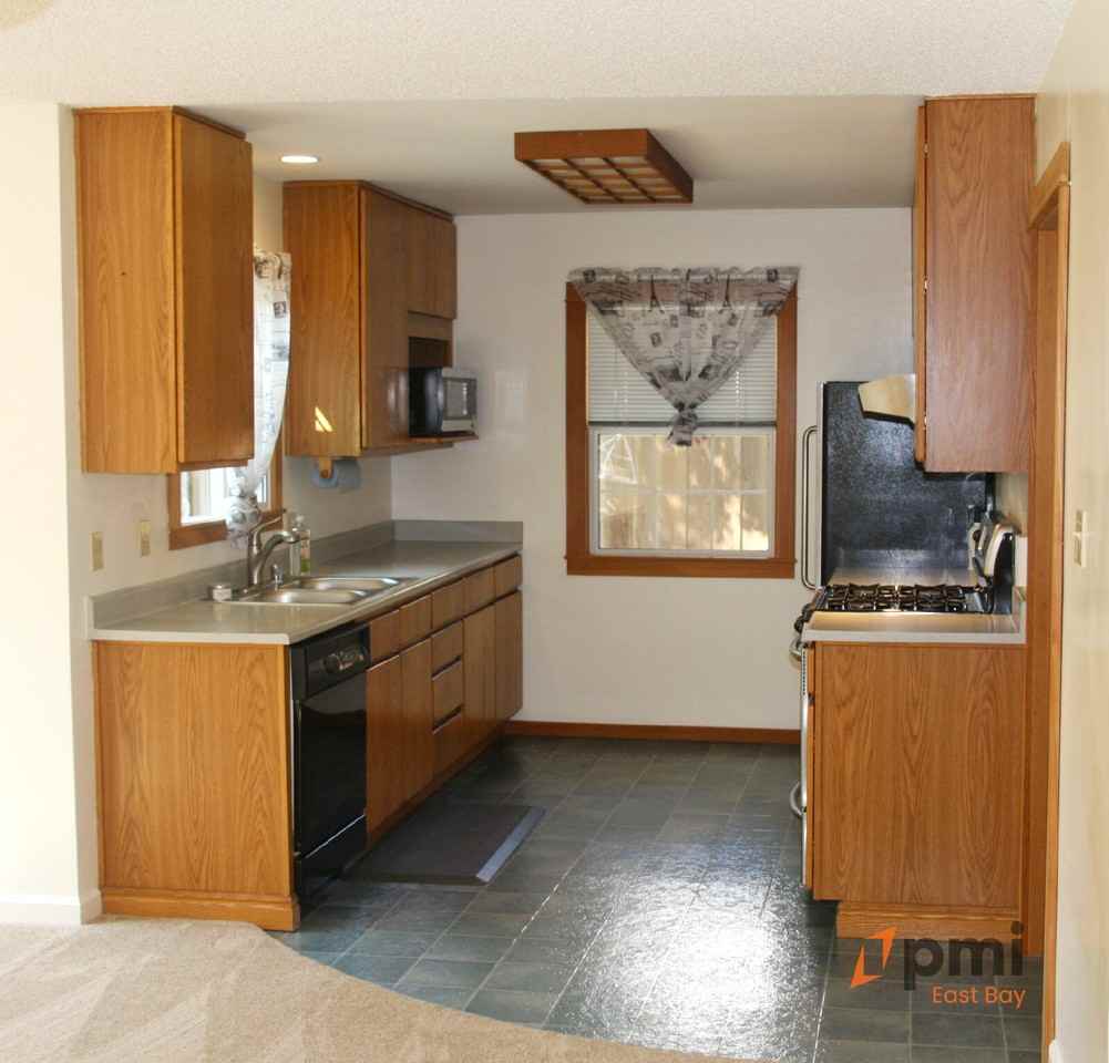 2307 Collins Ave - Photo 7 of 18
