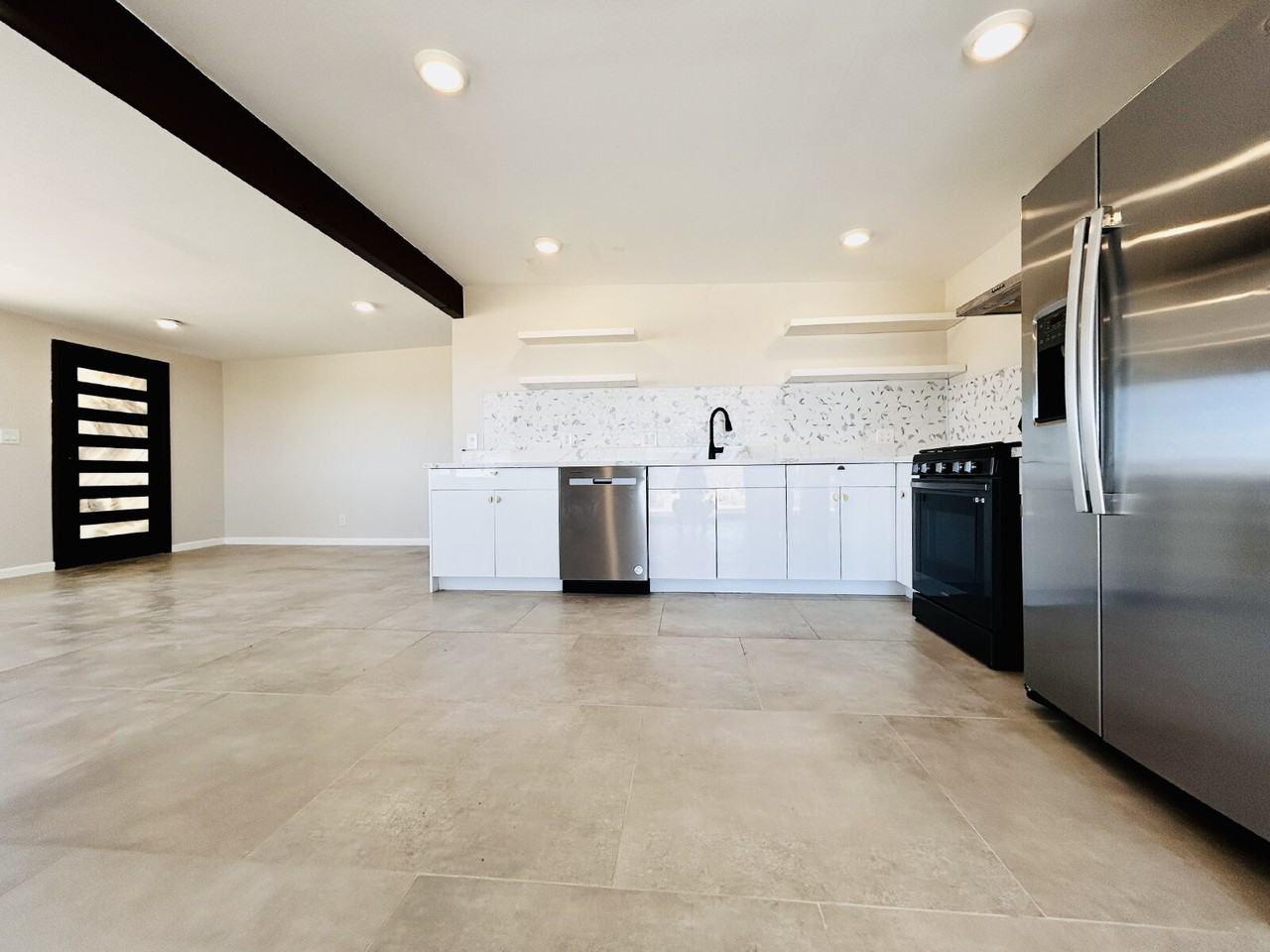 64910 Winter Rd - Photo 2 of 38