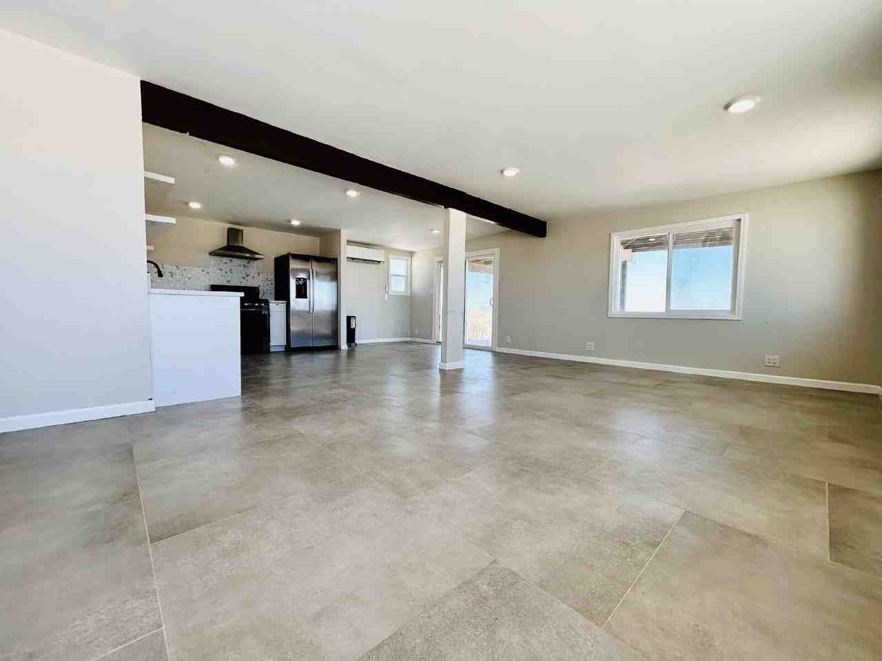 64910 Winter Rd - Photo 5 of 38