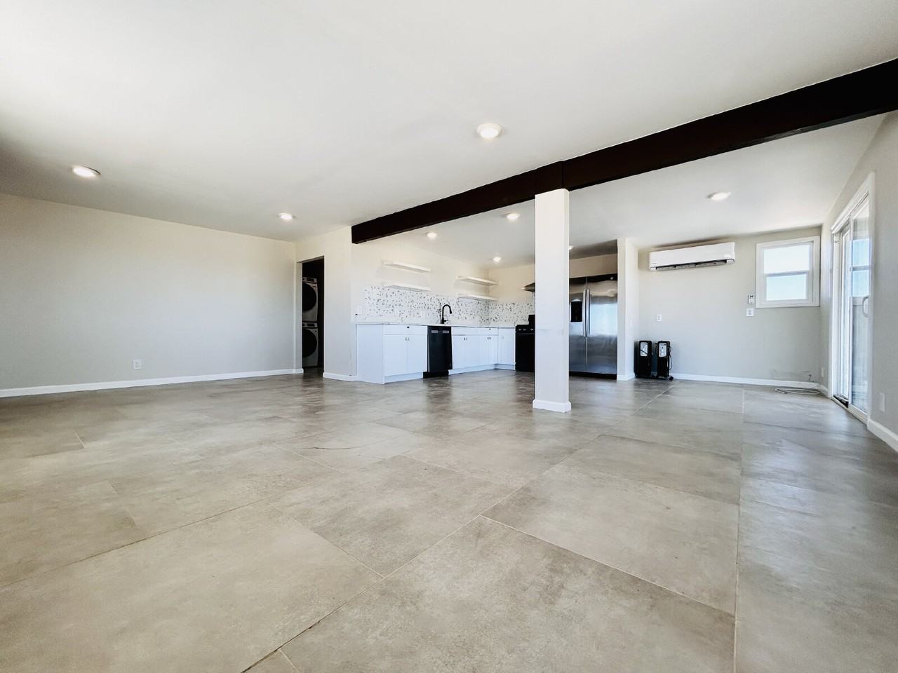 64910 Winter Rd - Photo 6 of 38