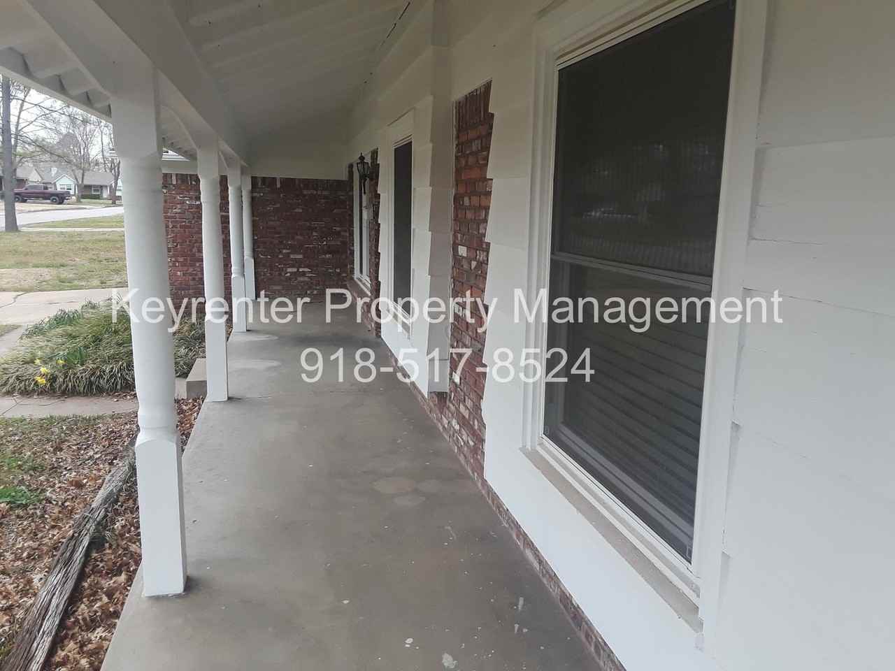 4629 E 56th Ct - Photo 3 of 27