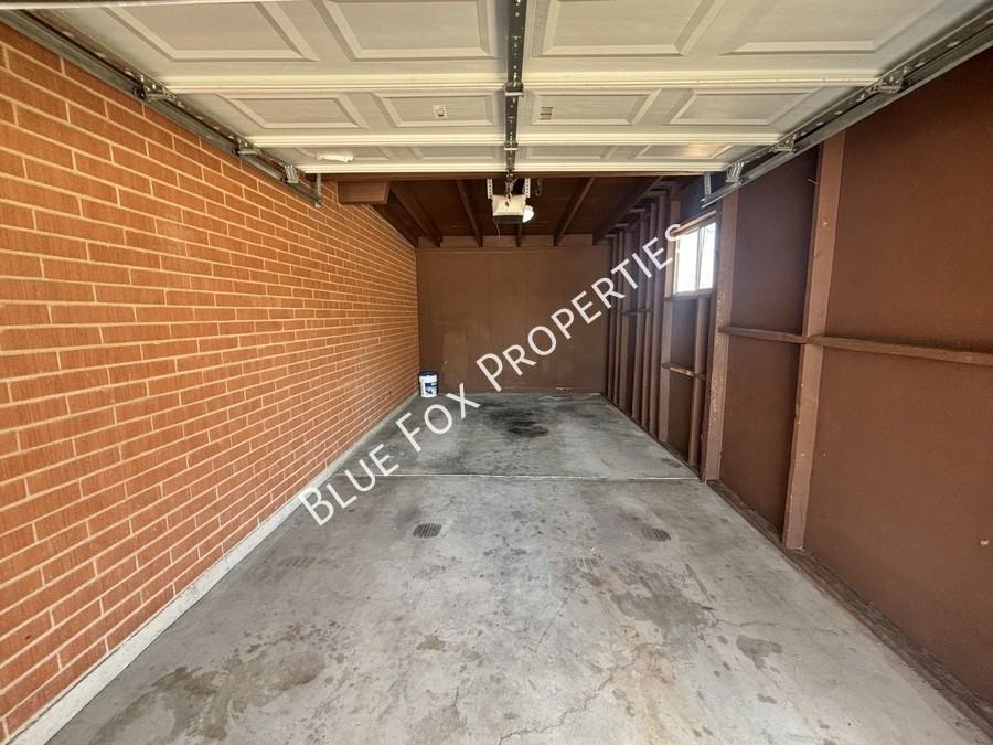 7329 E 28th Pl - Photo 4 of 32