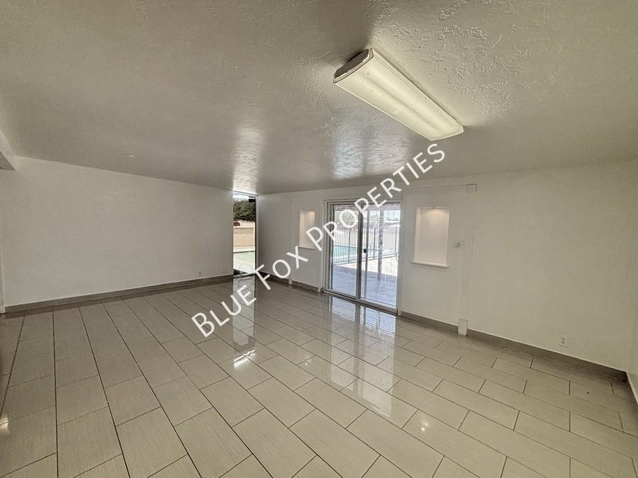 7329 E 28th Pl - Photo 7 of 32