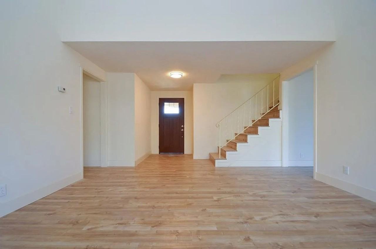 753 Nodaway Ave - Photo 2 of 9