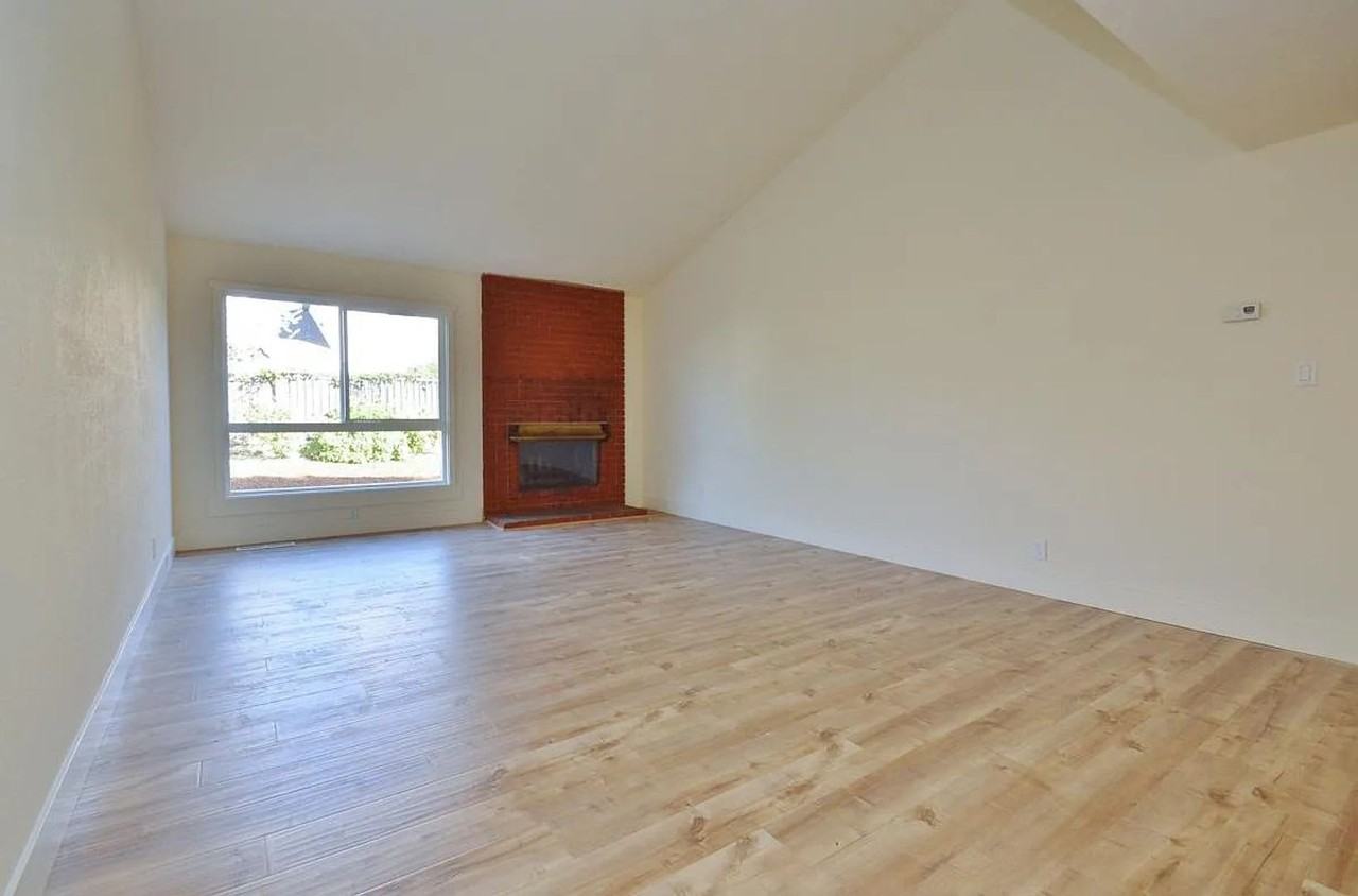753 Nodaway Ave - Photo 3 of 9
