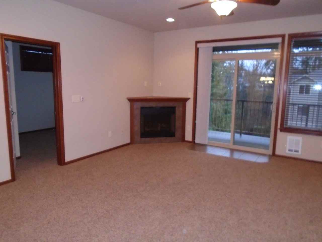 660 Telegraph Rd #B301 - Photo 4 of 16