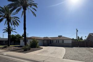 featured image of 4426 N 85th St