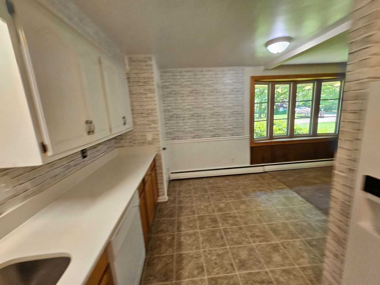 1812 Ashley Dr - Photo 6 of 20