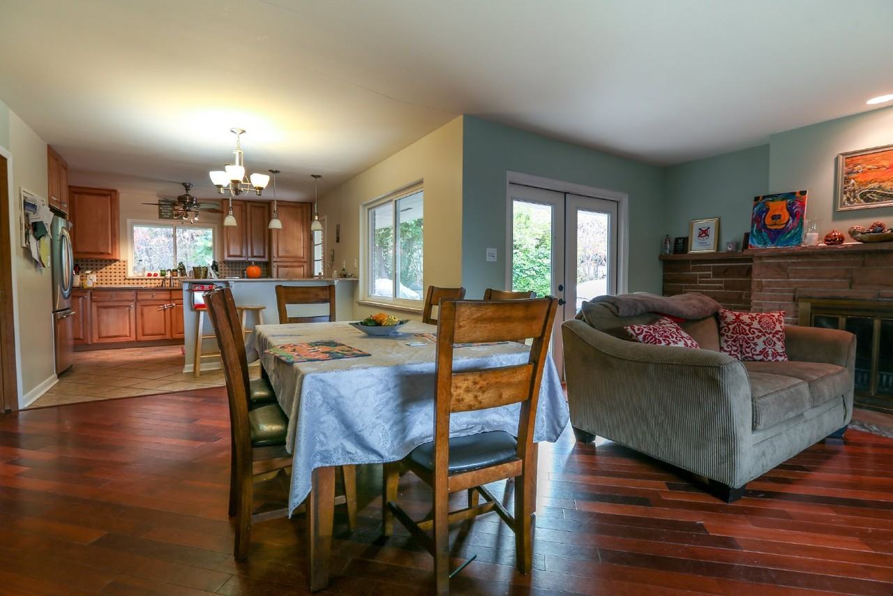 14360 Foothill Rd - Photo 4 of 16