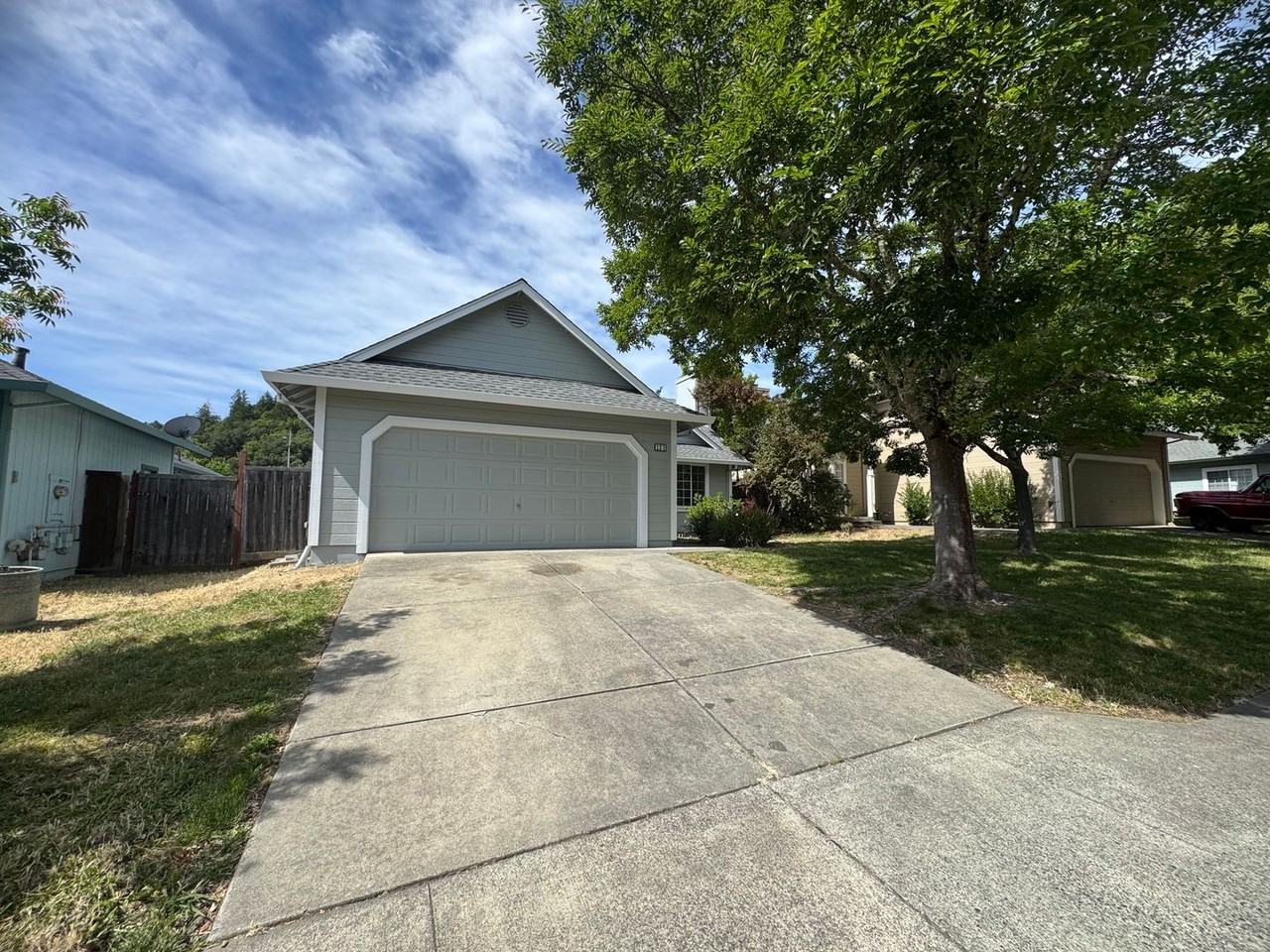 131 William Cir - Photo 2 of 38