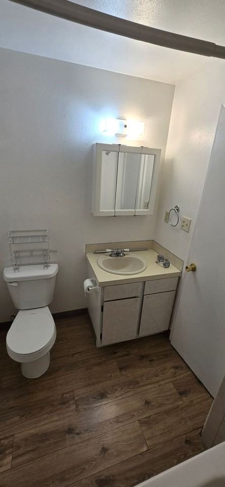 3224 Summers Ln - Photo 5 of 8