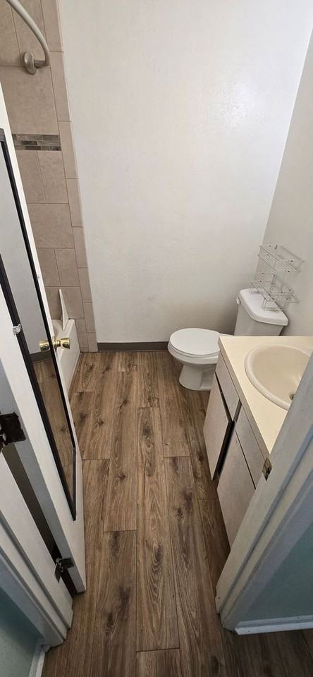 3224 Summers Ln - Photo 6 of 8