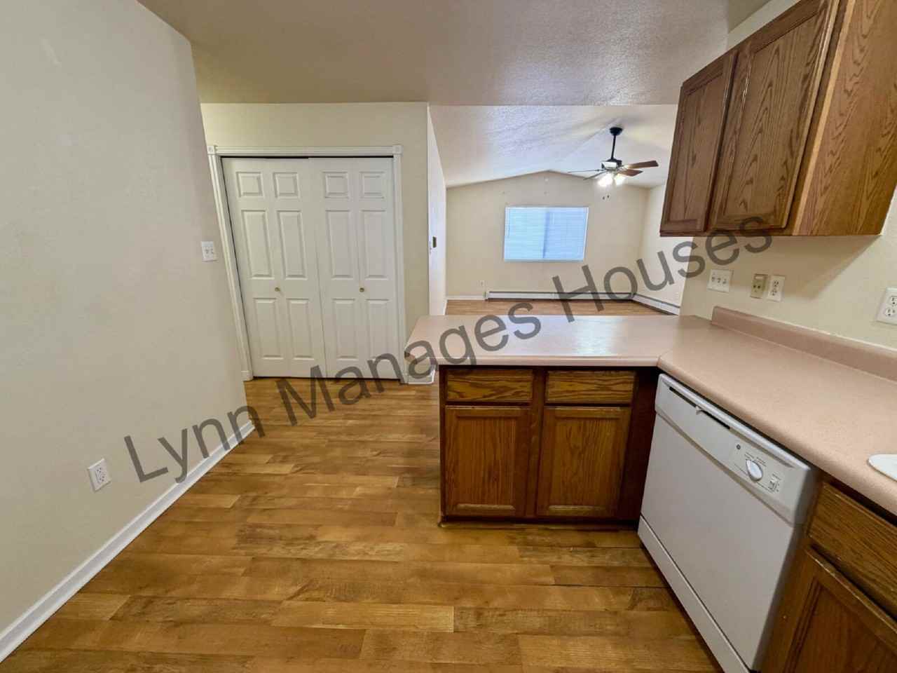 1210 Cleveland Ave Apt 1 - Photo 5 of 14