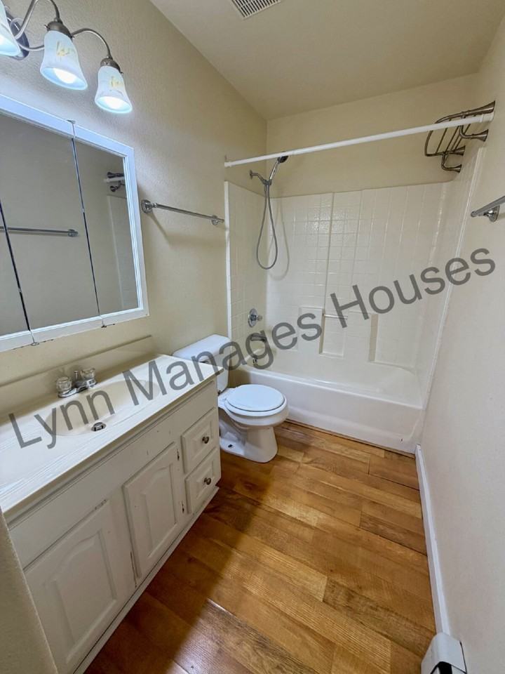 1210 Cleveland Ave Apt 1 - Photo 7 of 14