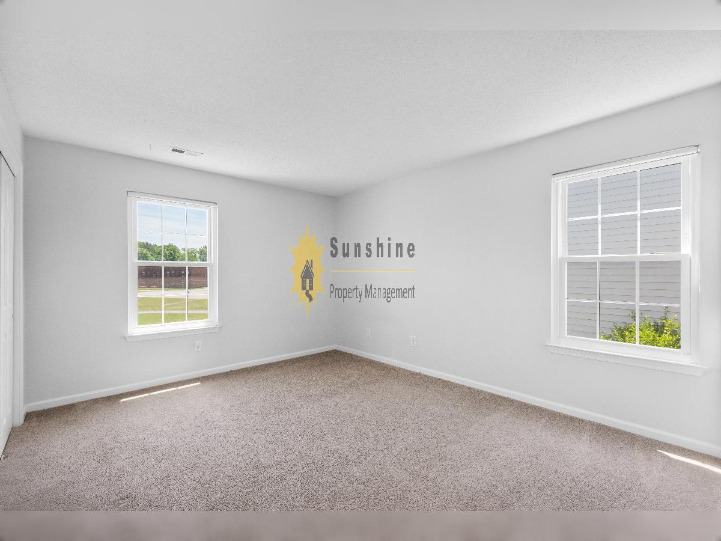1486 Berkshire Dr - Photo 7 of 11