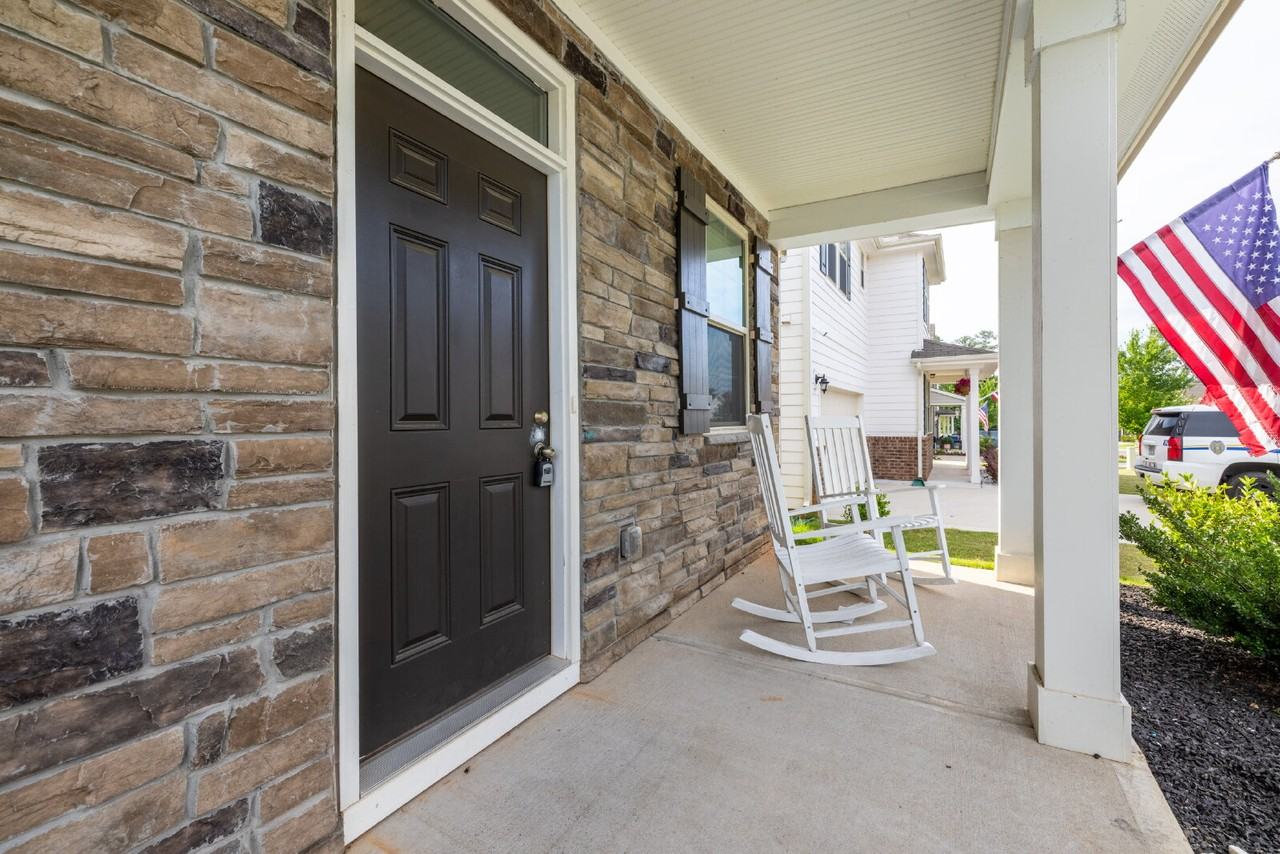 2216 Sussex Rd - Photo 3 of 29