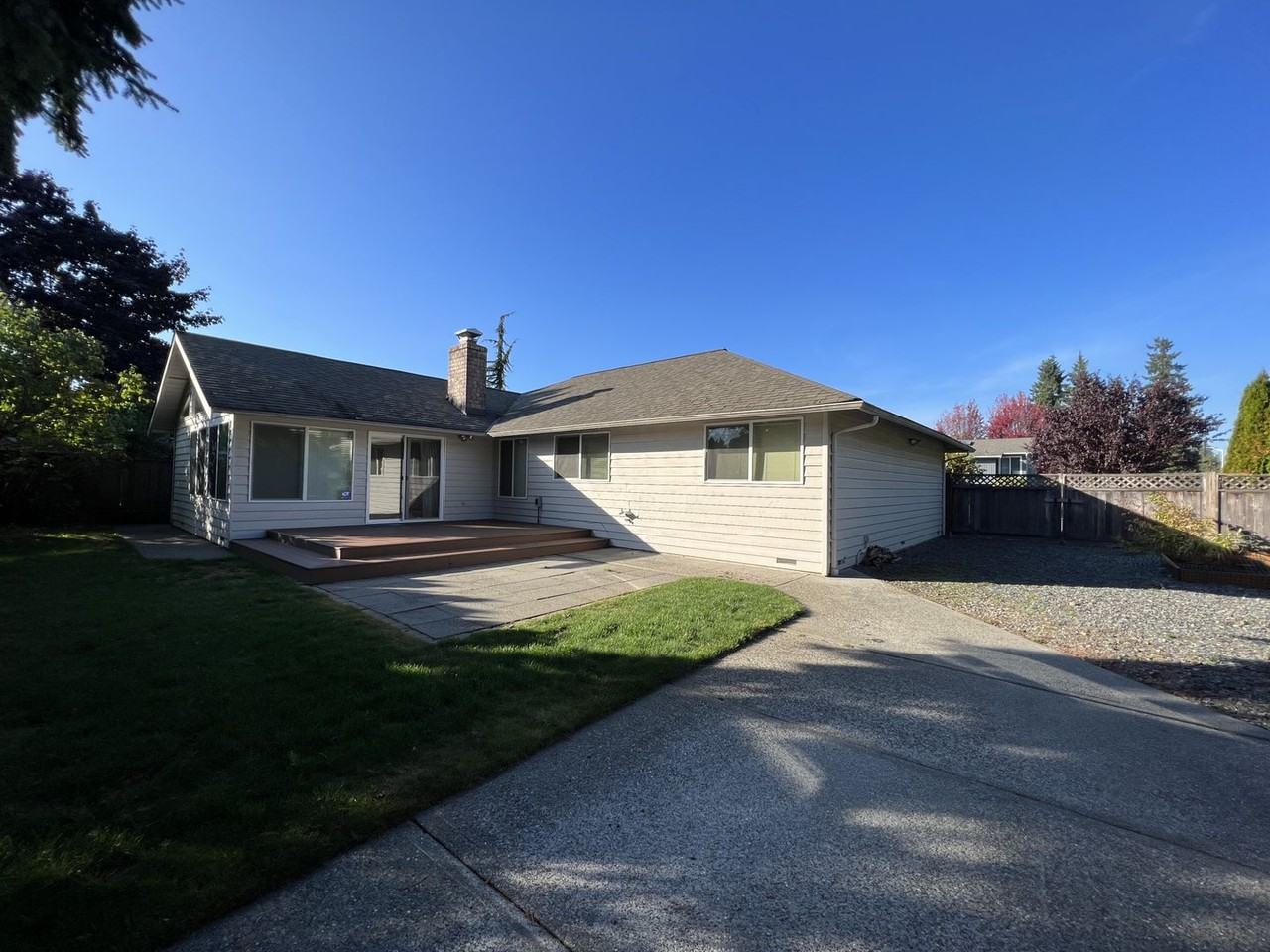 2228 137th St Se - Photo 3 of 17