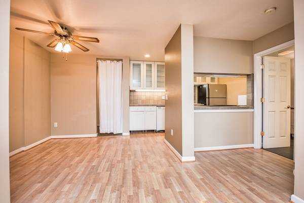 8845 166th Ave Ne #B104 - Photo 4 of 13