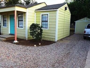 2417 22nd Pl - Photo 2 of 24