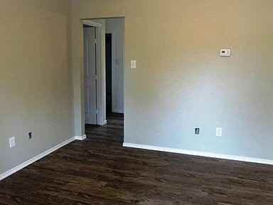 2417 22nd Pl - Photo 3 of 24