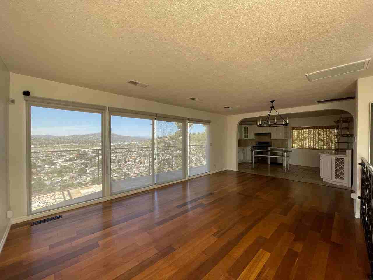 538 Vista Gloriosa Dr - Photo 4 of 40
