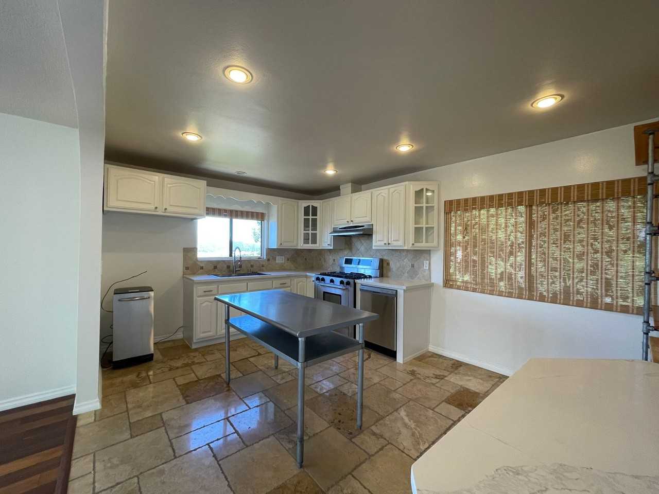 538 Vista Gloriosa Dr - Photo 6 of 40