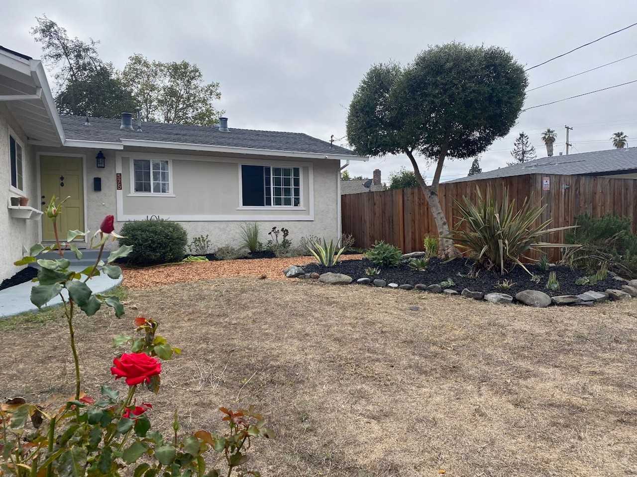 575 Bonnie Ave - Photo 4 of 27