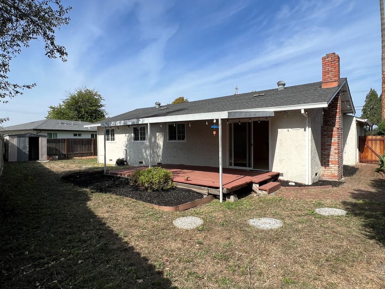 575 Bonnie Ave - Photo 7 of 27