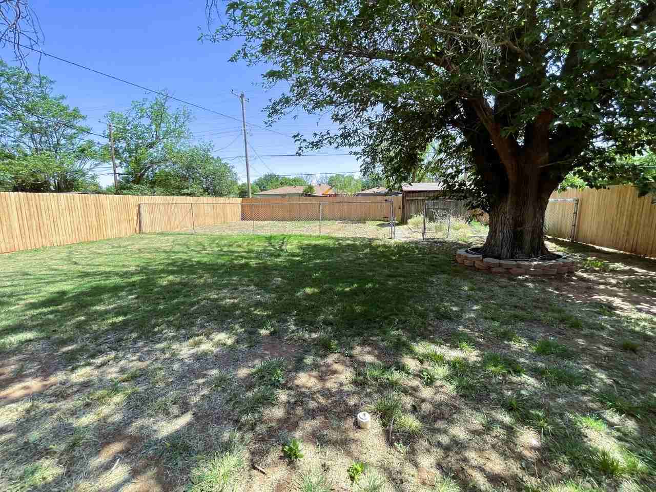 5311 25th St - Photo 7 of 7