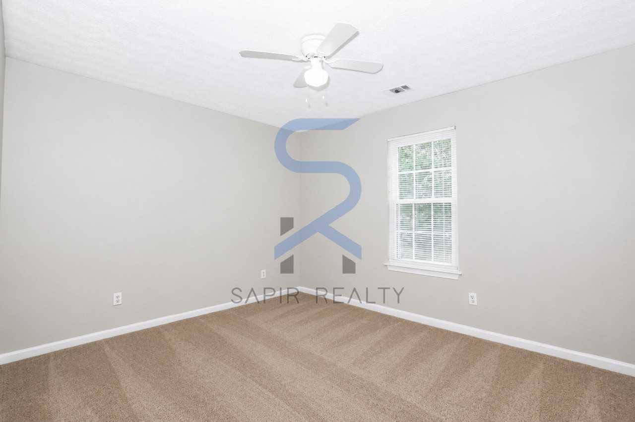6989 Setters Way - Photo 6 of 17