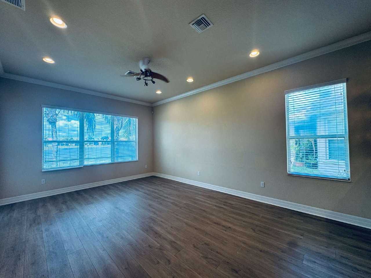 10480 Carolina Willow Dr - Photo 2 of 50