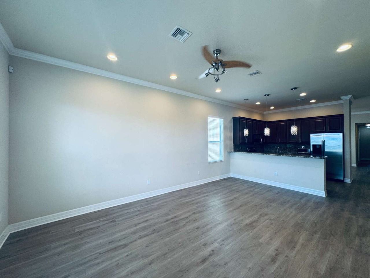 10480 Carolina Willow Dr - Photo 3 of 50