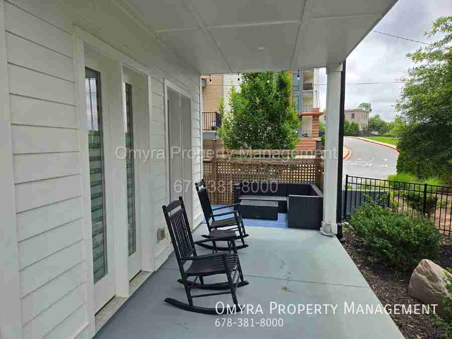 716 Glenwood Ave Se #A - Photo 4 of 23