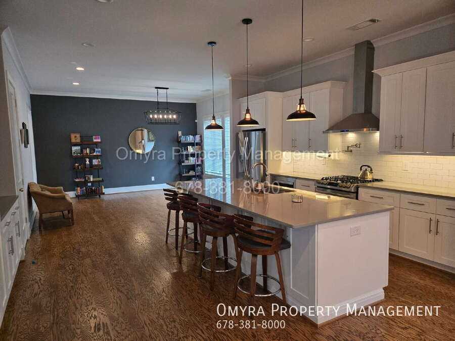 716 Glenwood Ave Se #A - Photo 5 of 23