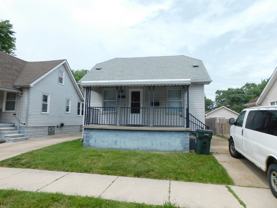 22615 Maxine St - Photo 1 of 1