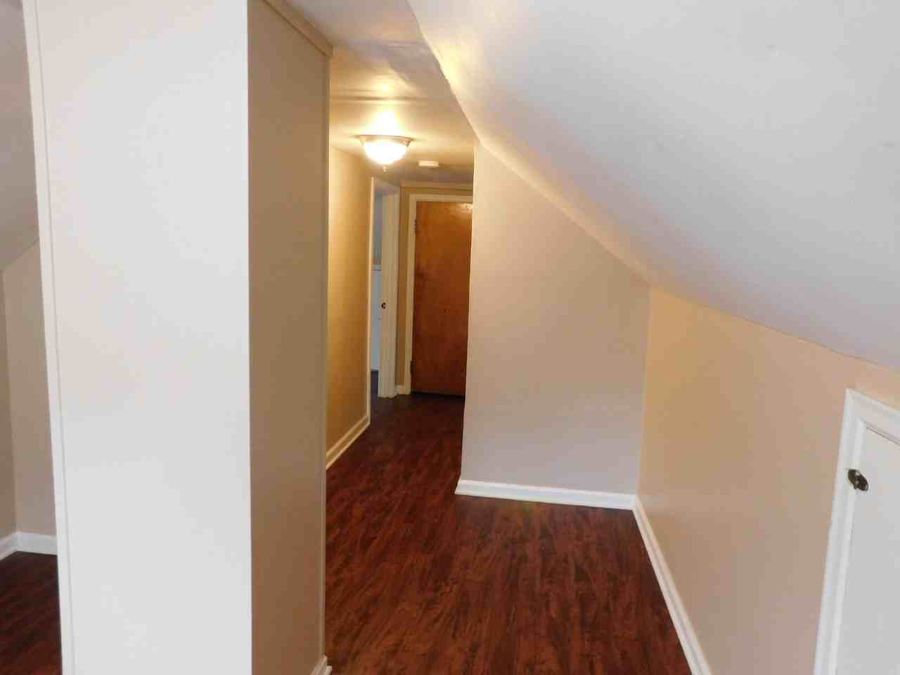 22615 Maxine St - Photo 6 of 13