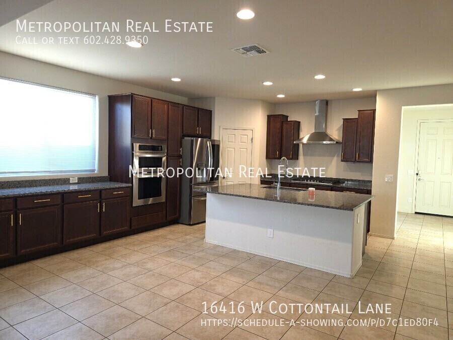 16416 W Cottontail Ln - Photo 6 of 20
