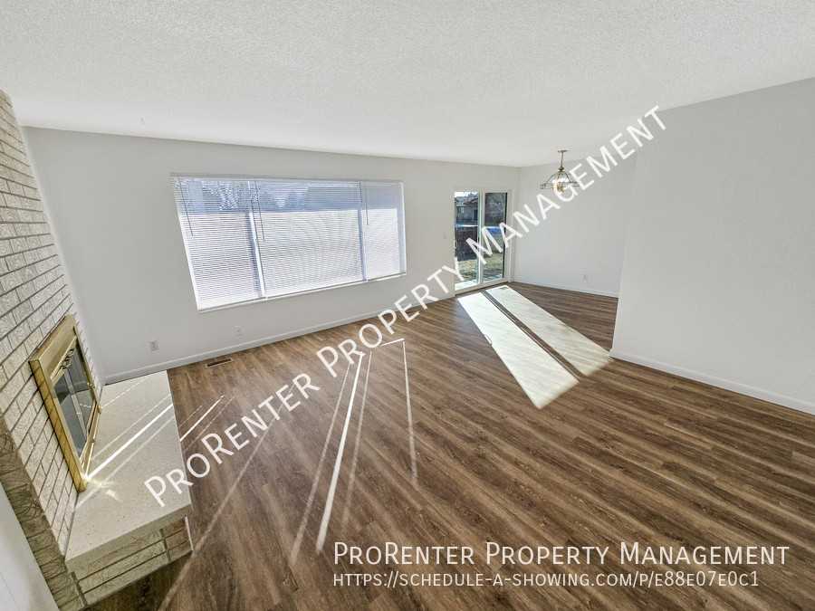 1347 W 1800 N - Photo 5 of 33