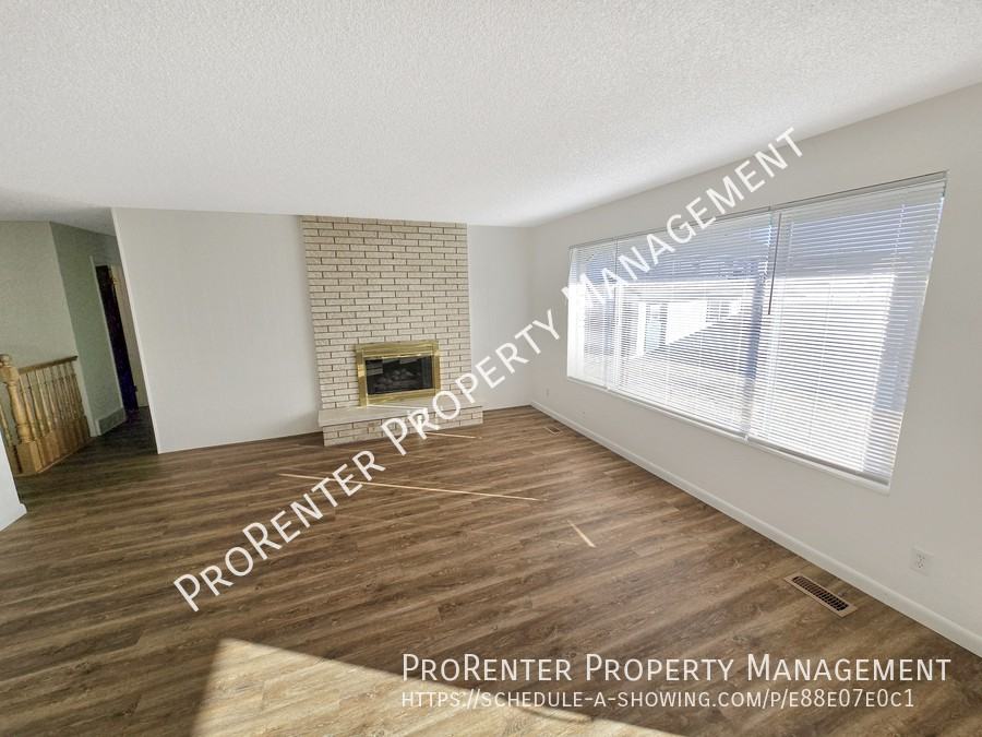 1347 W 1800 N - Photo 7 of 33