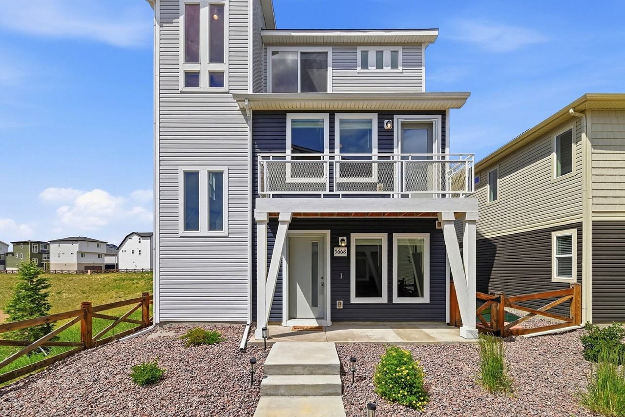 5668 Tramore Ct - Photo 2 of 46
