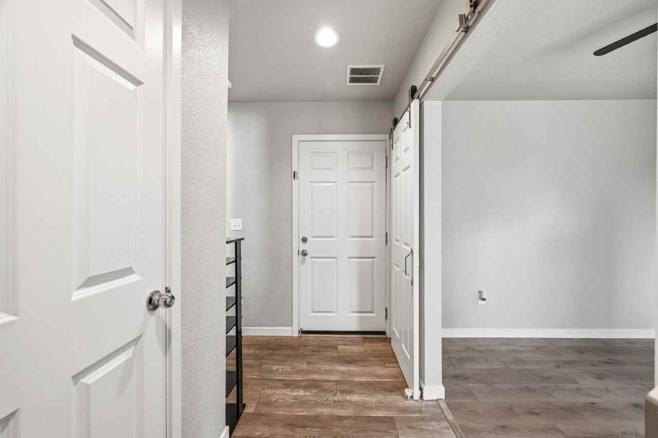 5668 Tramore Ct - Photo 3 of 46
