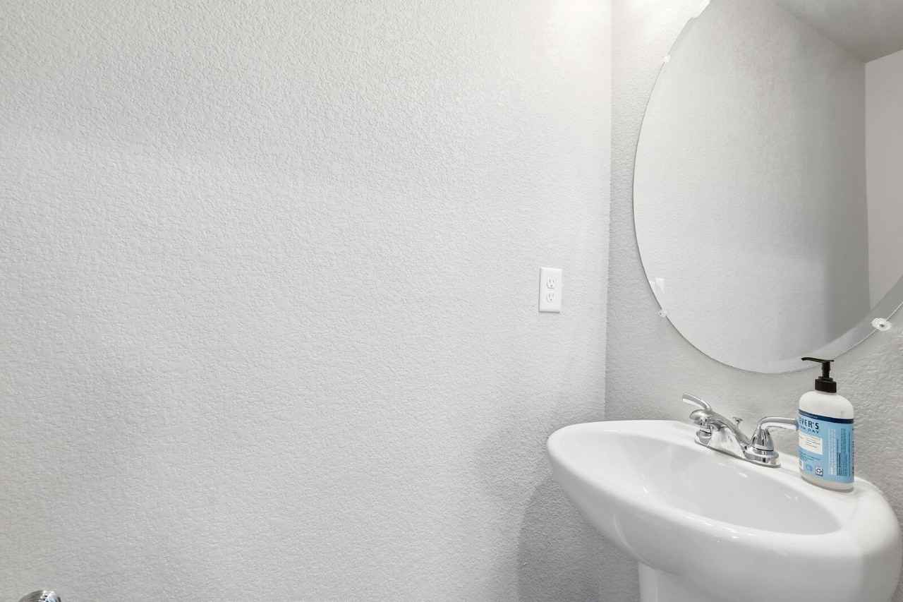 5668 Tramore Ct - Photo 7 of 46