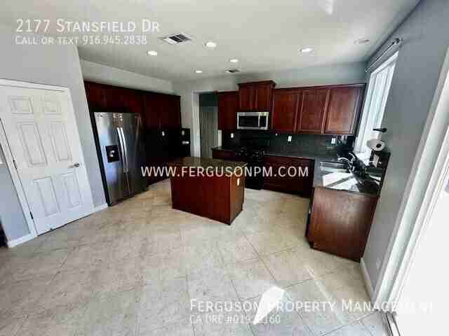 2177 Stansfield Dr - Photo 7 of 20