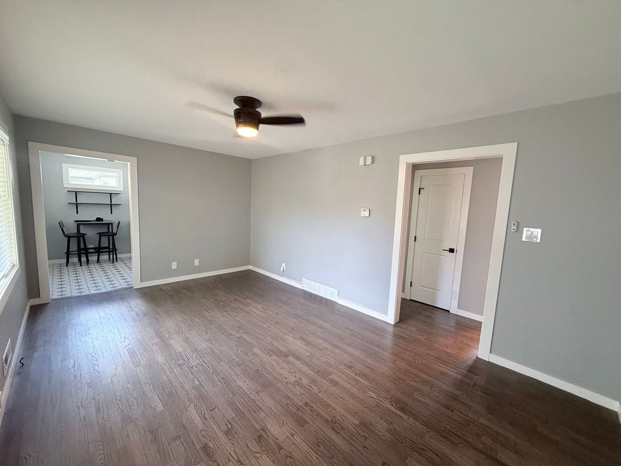 1141 E Madison St - Photo 2 of 21