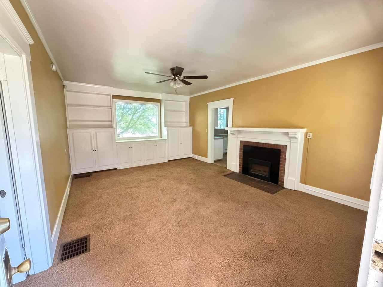 11221 E Eight Mile Rd - Photo 6 of 33