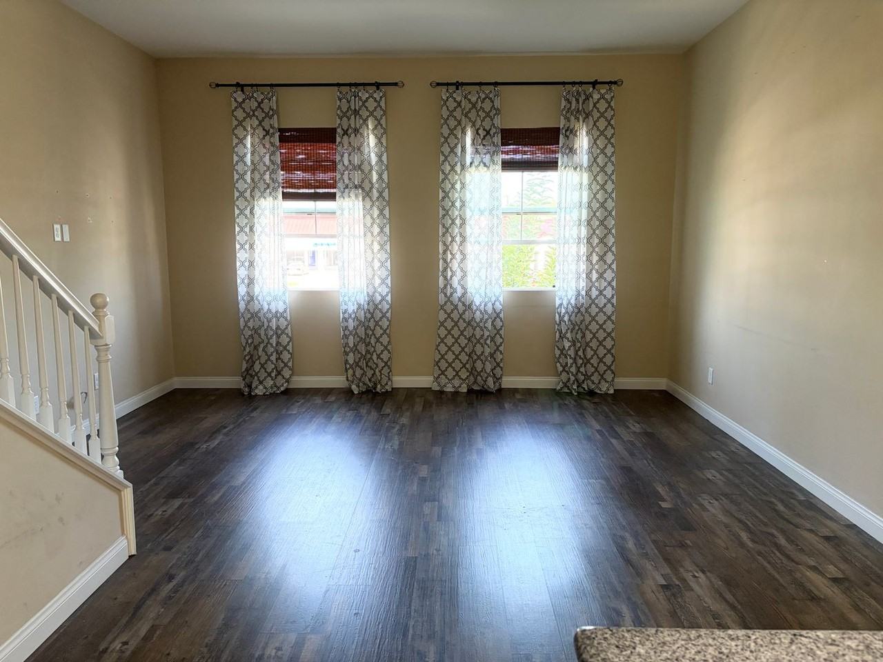 1029 N Citrus Ave - Photo 4 of 24
