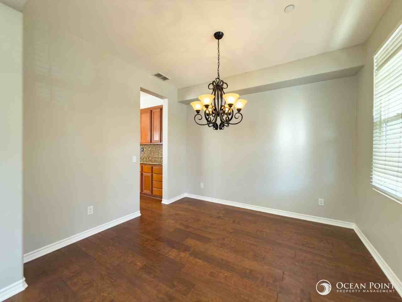 8174 Quartz St - Photo 5 of 24