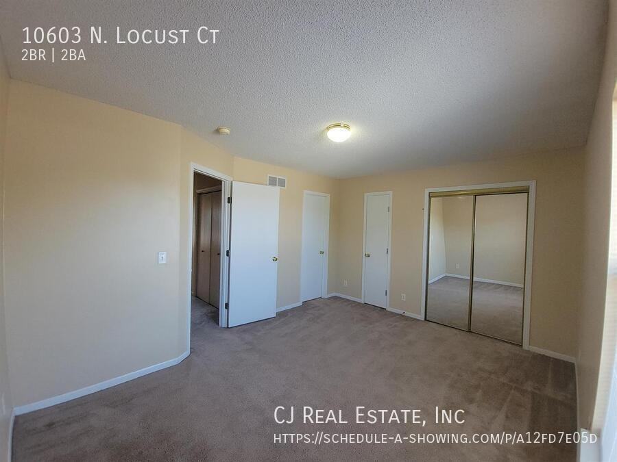 10603 N Locust Ct - Photo 6 of 10